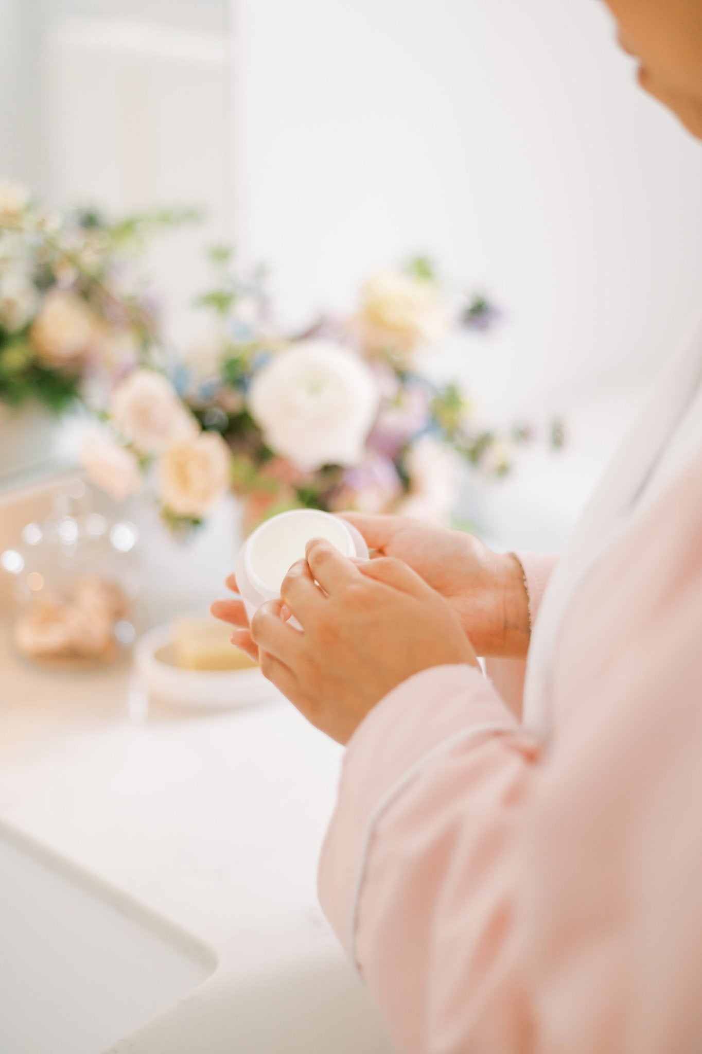Best Skincare Ingredients For Dry Skin - Simply Sues Naturally.com